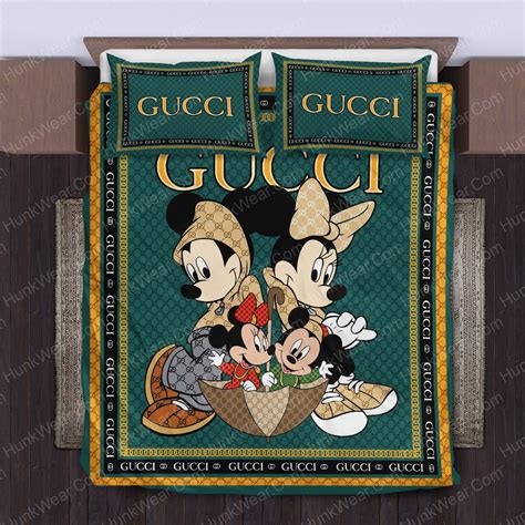 gucci mickey mouse set